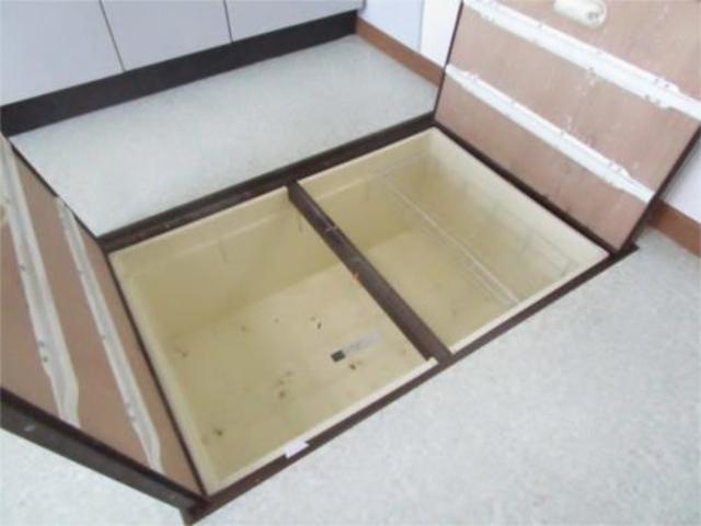 その他　床下収納