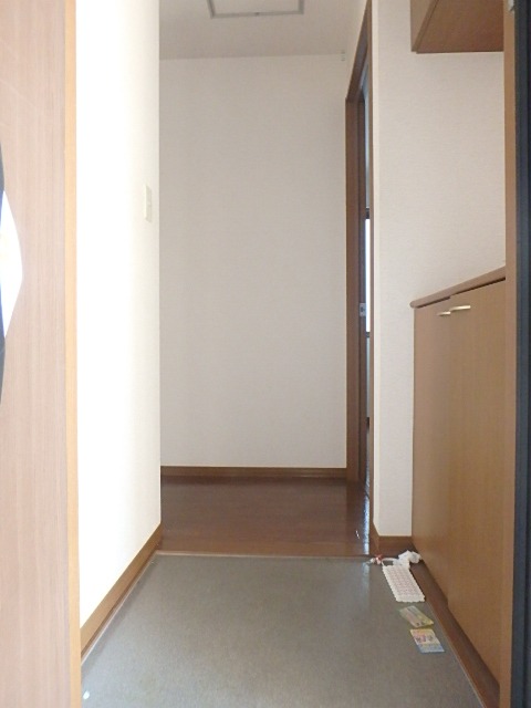 玄関　図面と現状に相違がある場合には現状を優先