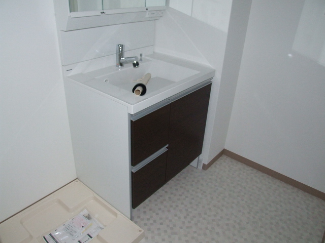 洗面設備　※写真は別のお部屋のものです。現況を優先させていただきます。