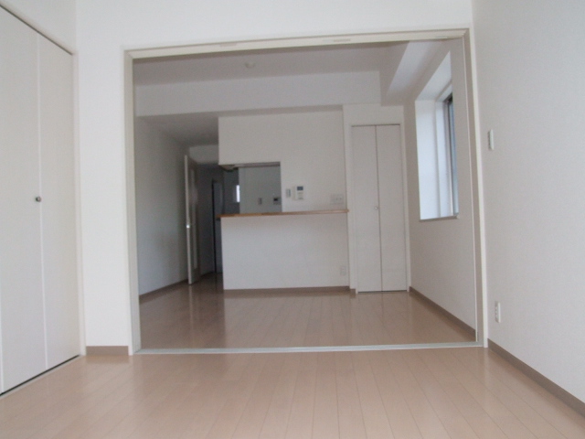 居室・リビング　※写真は別のお部屋のものです。現況を優先させていただきます。