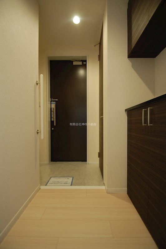 玄関　シューズBOX・玄関収納