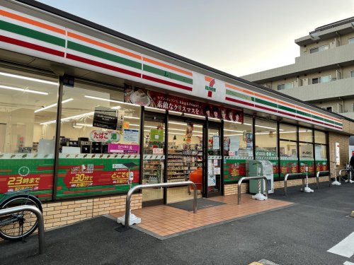 コンビニ　セブンイレブン 目黒碑文谷3丁目店（コンビニ）まで288m