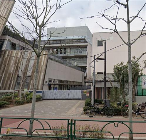 小学校　港区立芝浦小学校（小学校）まで988m