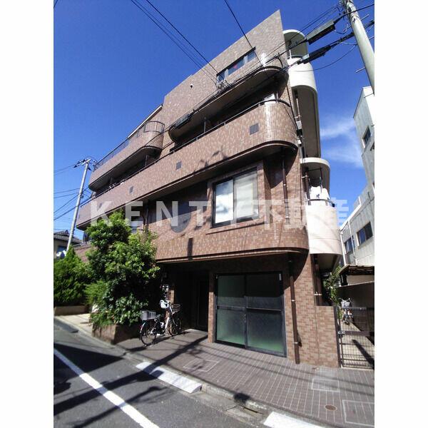エントランス　ゆとりのあるエントランスです
