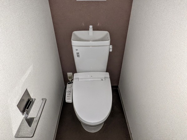 トイレ　コンパクトで使いやすいトイレです