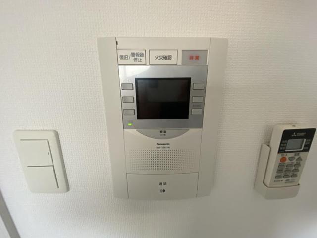 セキュリティ　モニター付きインターホンです