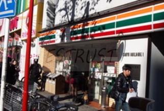 コンビニ　セブンイレブン 通町店（コンビニ）まで106m