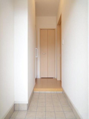 玄関　明るい玄関です