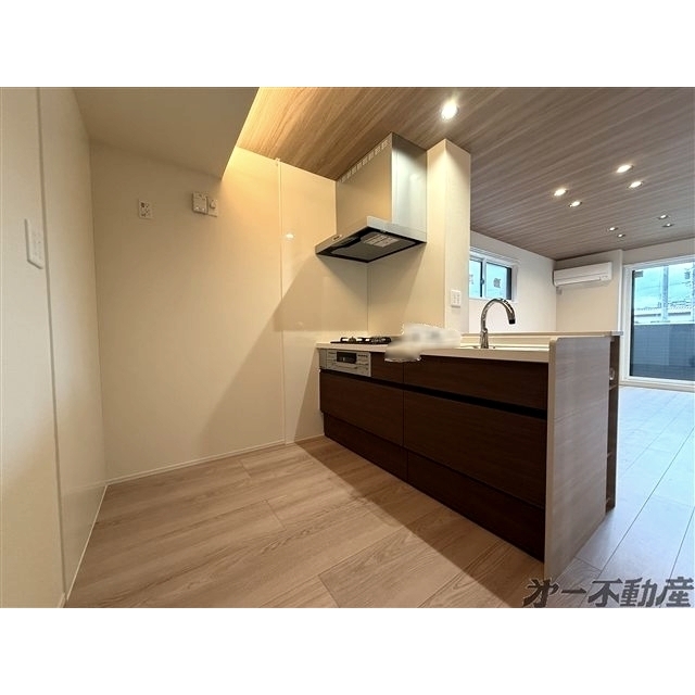 D crest津島町のキッチン写真