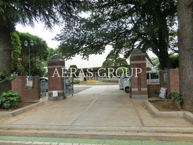 小学校　さいたま市立南浦和小学校（小学校）まで818m