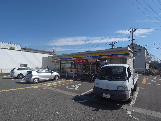 コンビニ　ミニストップ 神戸玉津町店（コンビニ）まで381m