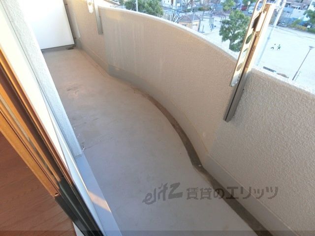 バルコニー　ベランダ