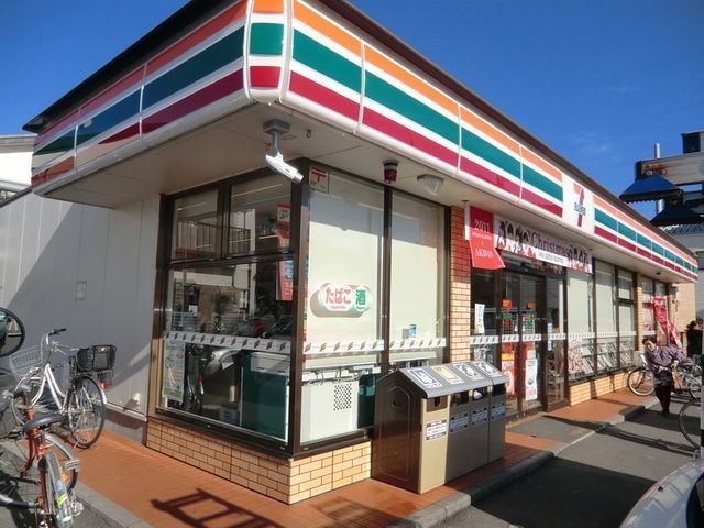コンビニ　セブンイレブン松戸北小金店（コンビニ）まで388m