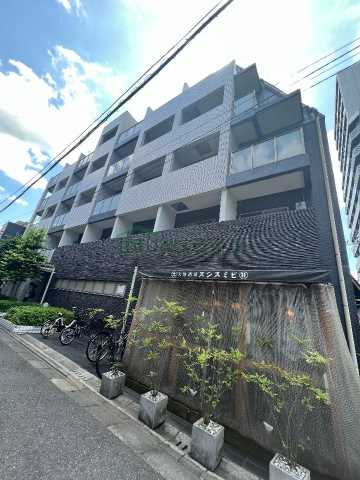 建物外観　リアルスウィート三軒茶屋