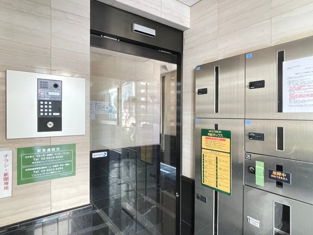 エントランス　オートロック