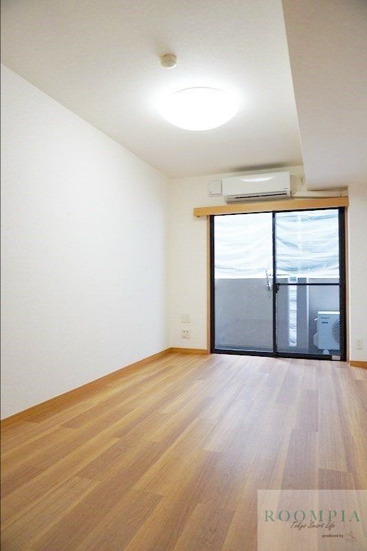 居室・リビング　※同タイプの別のお部屋です