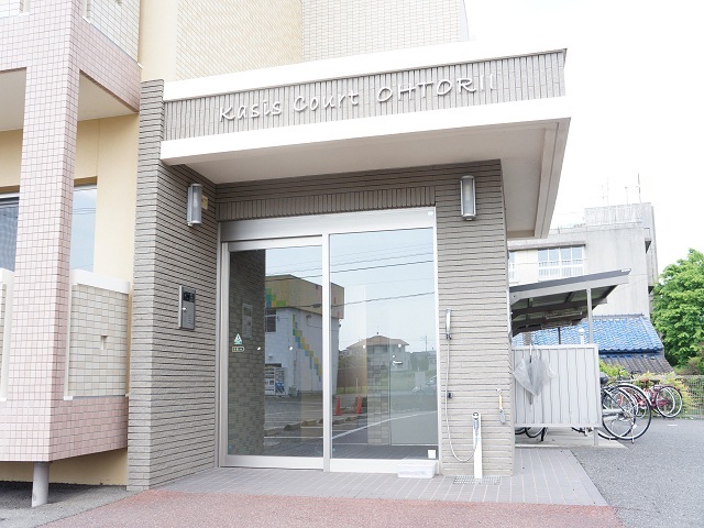 エントランス　オートロック付のエントランス♪