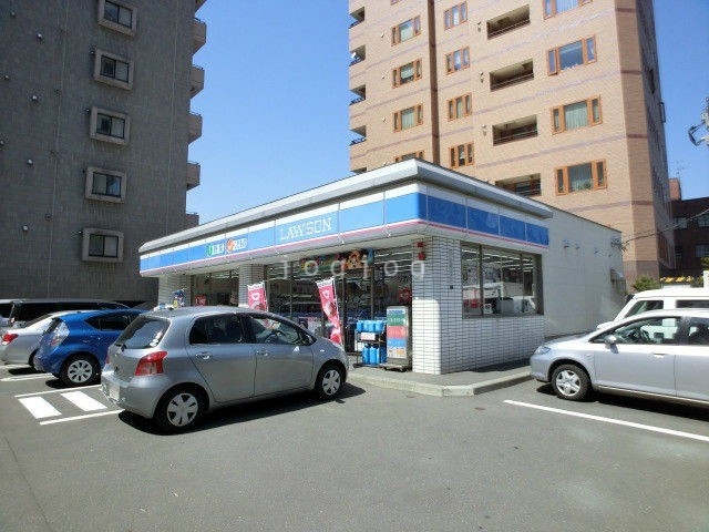 コンビニ　ローソン札幌北1条西店（コンビニ）まで375m