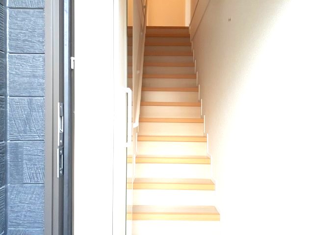 名鉄犬山線 大山寺駅 徒歩38分 2階建 築5年の玄関写真