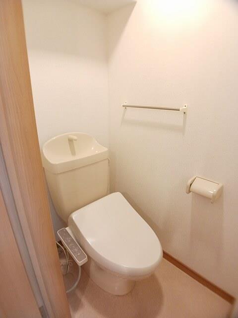 ラフィーネ不動今井のトイレ写真