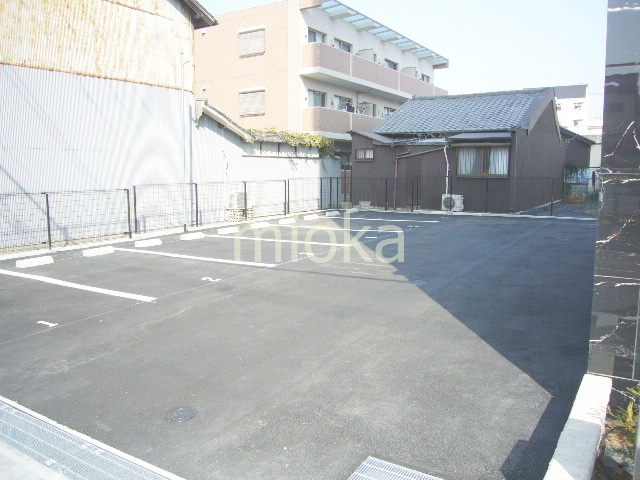 駐車場　駐車場完備です