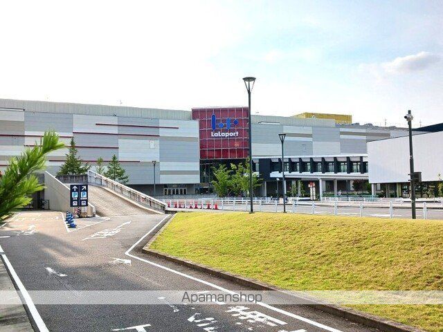 ショッピングセンター　ららぽーと名古屋みなとアクルス（ショッピングセンター）まで2800m