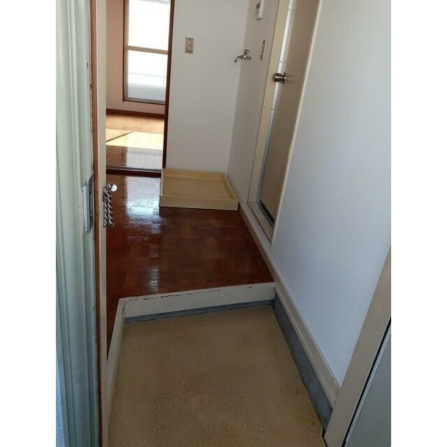 玄関　※参考写真