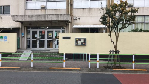 小学校　大田区立中富小学校（小学校）まで2136m