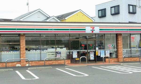 コンビニ　セブンイレブン　大和林間店（コンビニ）まで1076m