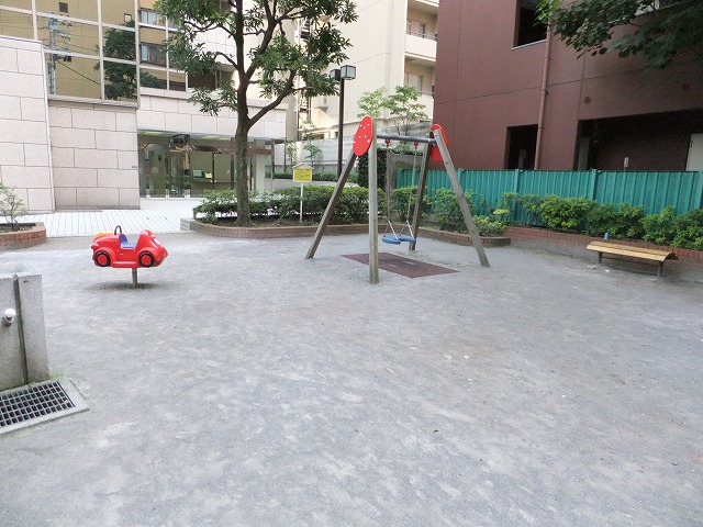 公園　西久保巴町児童遊園（公園）まで157m