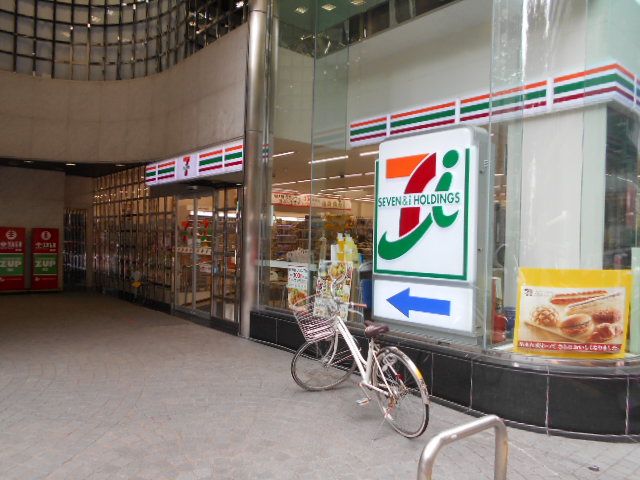 コンビニ　セブン‐イレブン 福岡高宮５丁目店（コンビニ）まで393m