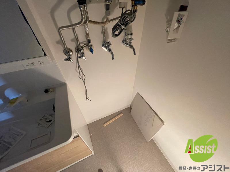 その他　洗濯機はこちらの専用スペースに置けます！