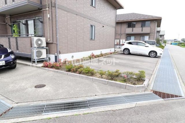 リビングタウン金沢壱番館 Bのその他写真