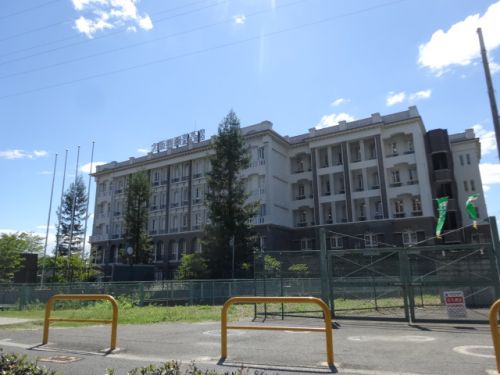 高校・高専　大阪桐蔭高等学校（高校・高専）まで975m