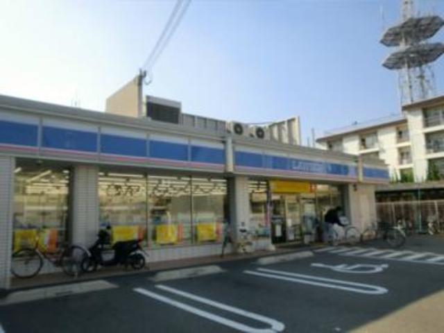 コンビニ　ローソン加島四丁目店（コンビニ）まで632m