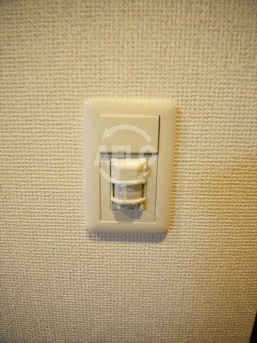 その他設備　エステムコート難波IVアトリ　人感センサーライト
