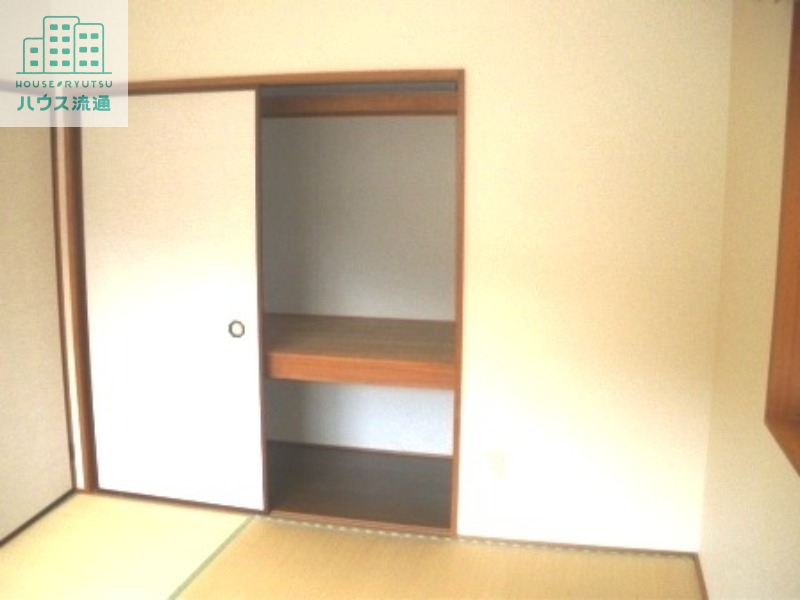 収納　※別号室の写真になります。