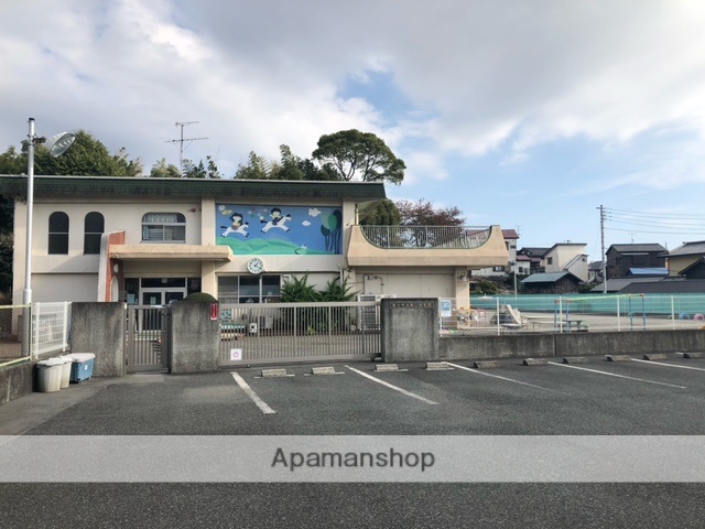 幼稚園・保育園　第二保育園（幼稚園・保育園）まで458m