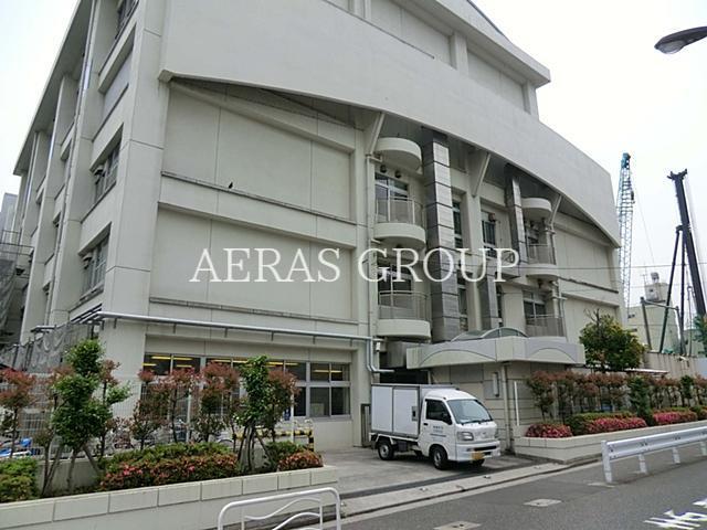 小学校　江東区立豊洲小学校（小学校）まで777m