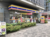コンビニ　ミニストップ 神田美土代町店（コンビニ）まで339m