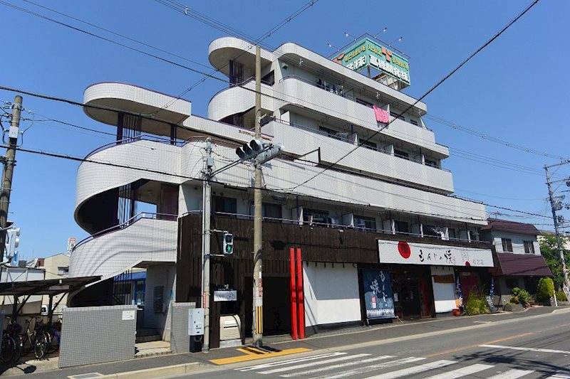 建物外観　シャンテー招提