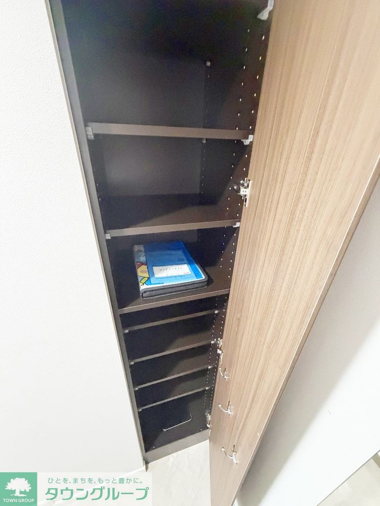 収納　バルコニー