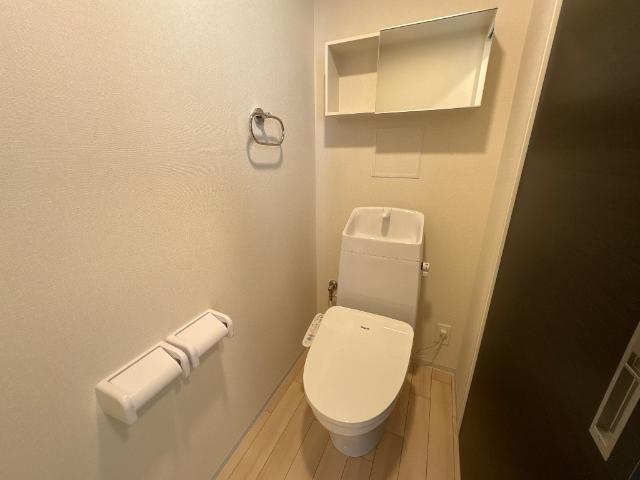 トイレ　シャワー付トイレ