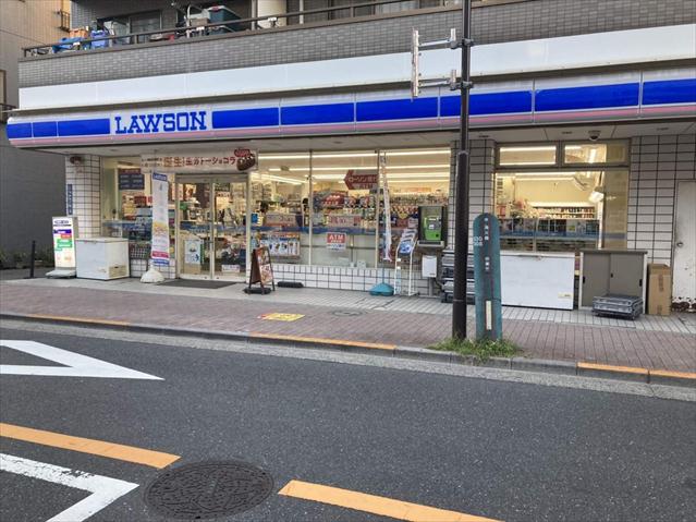 コンビニ　ローソン（コンビニ）まで428m