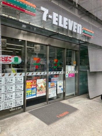 コンビニ　セブンイレブン 墨田亀沢3丁目店（コンビニ）まで257m
