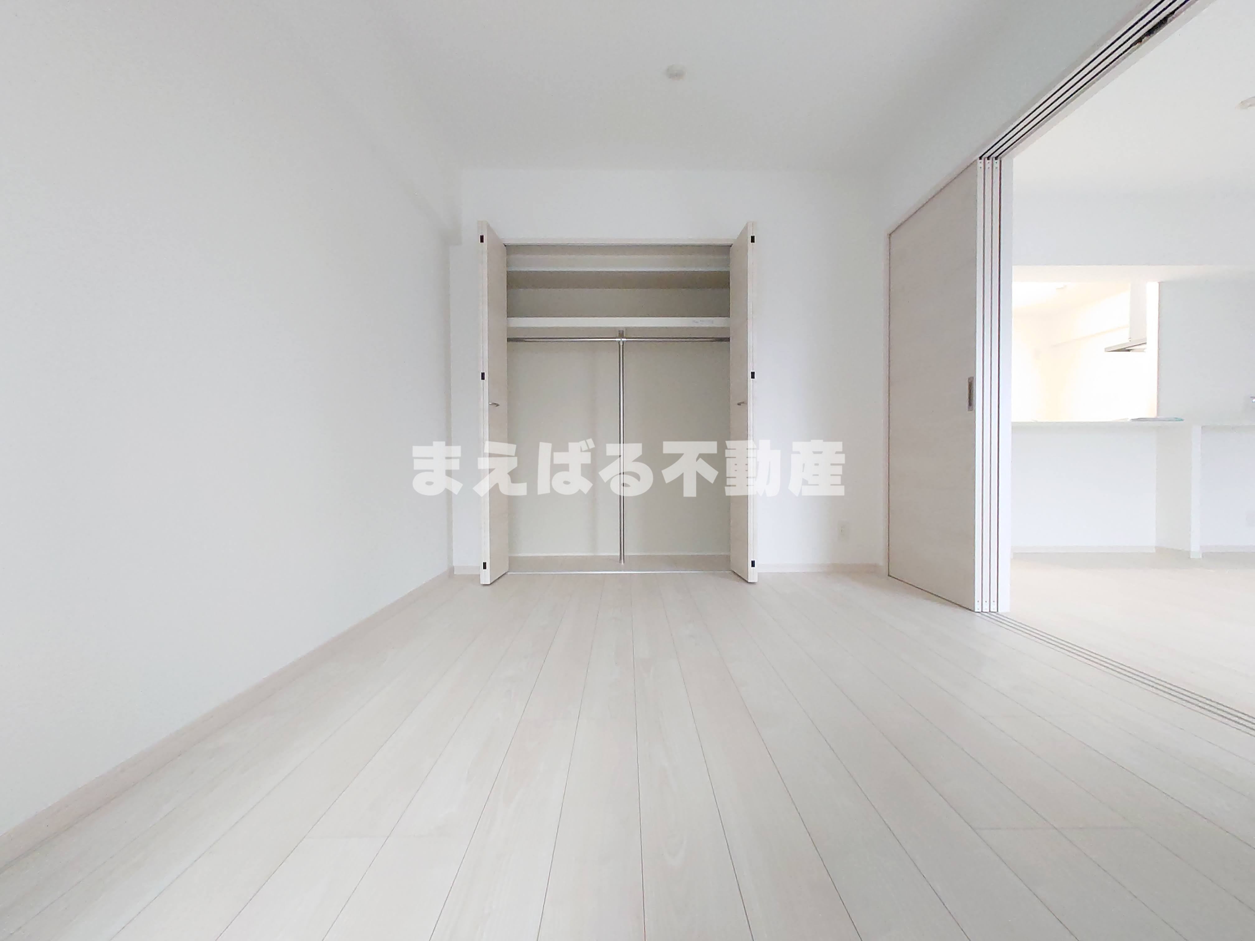 収納　洋室6.04帖※写真反転タイプ