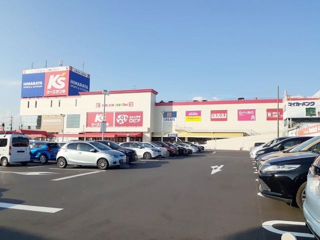 ショッピングセンター　エルエルタウン（ショッピングセンター）まで550m