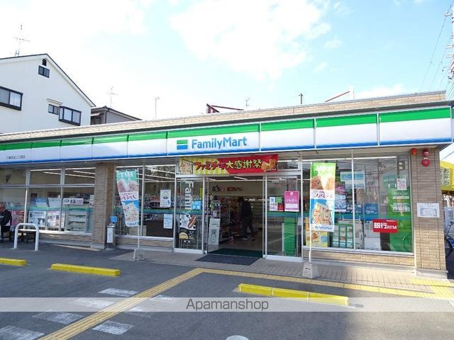 コンビニ　ファミリーマート（コンビニ）まで363m