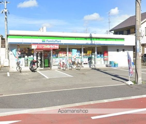 コンビニ　ファミリーマート（コンビニ）まで290m