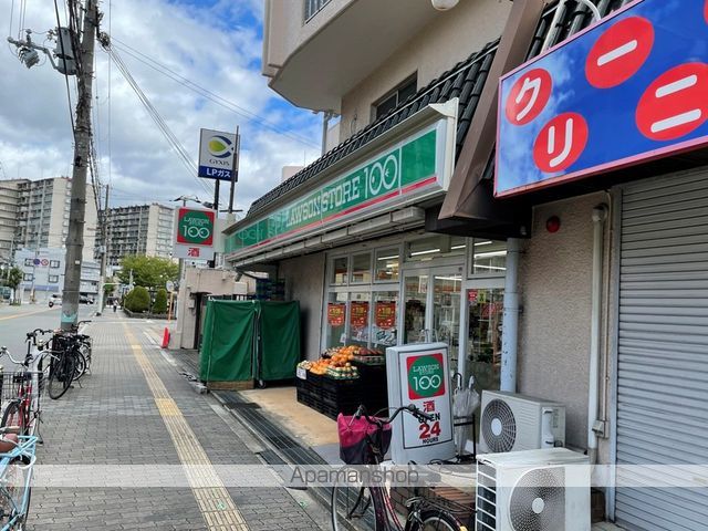 コンビニ　ローソンストア100 都島中野町店（コンビニ）まで219m
